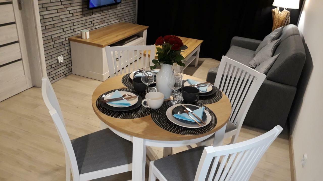 Apartament Oliwka Z Prywatnym Miejscem Postojowym Kołobrzeg Kültér fotó