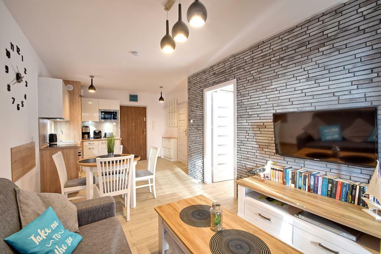 Apartament Oliwka Z Prywatnym Miejscem Postojowym Kołobrzeg Kültér fotó